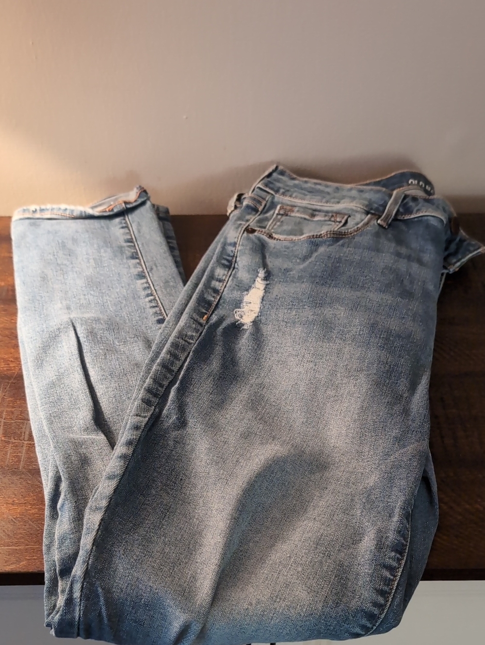 Women's Light Blue Distressed Jeans - Casual Skinny Jean